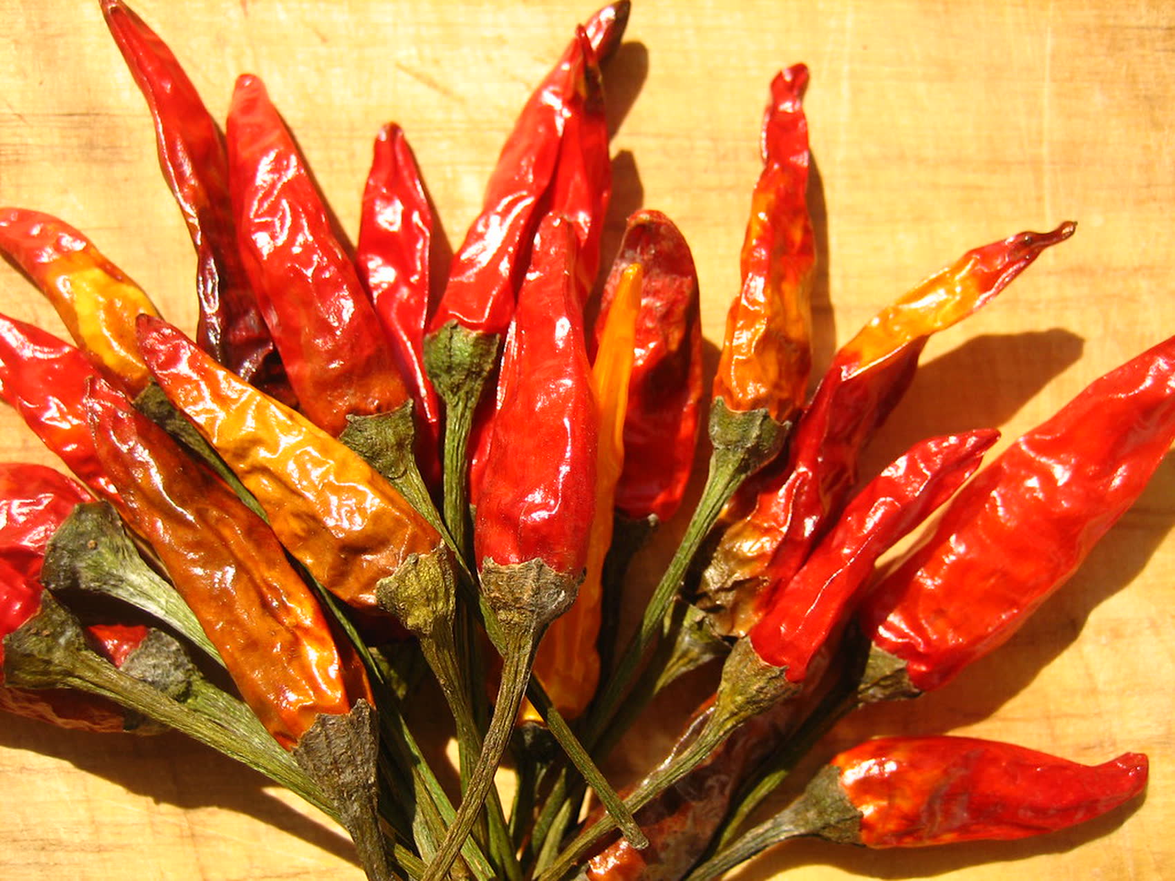 Fresh Thai bird's eye chillies