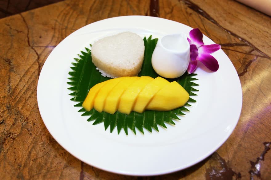 Mango sticky rice